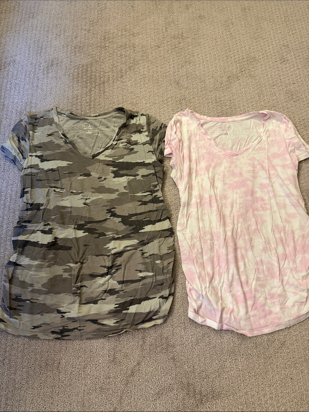 Set of Two Women's V-Neck Maternity Tees